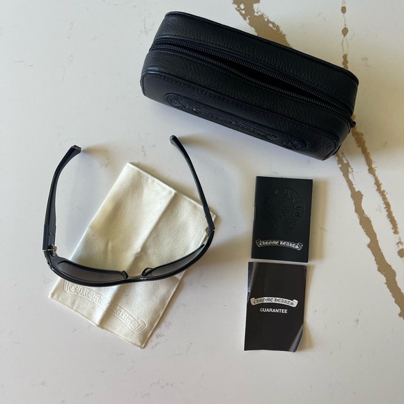 2000’s authentic CHROME HEARTS sunglasses set - Picture 11 of 11